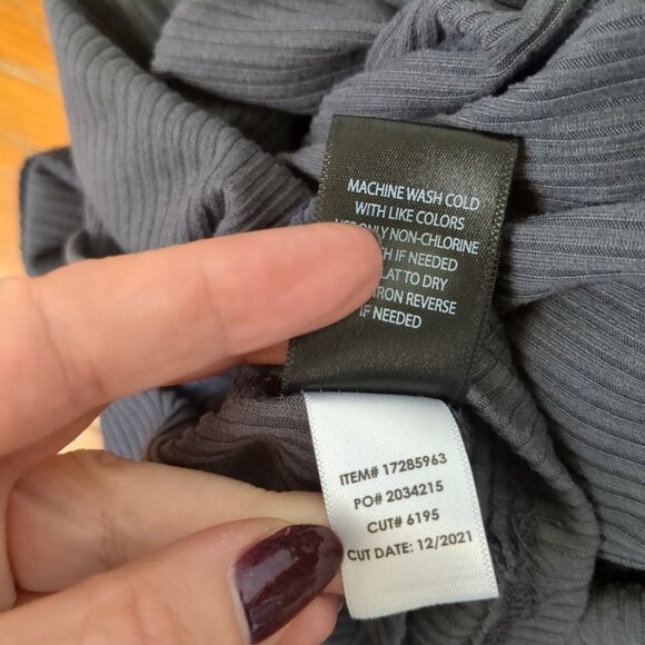 Torrid Cinch Front Top Rib Slate Ribbed Longline Charcoal V-Neck Stretch Tee - Picture 13 of 15